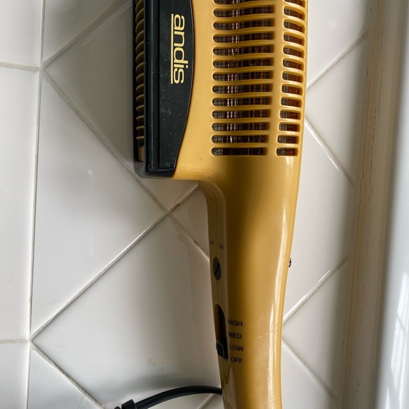 Hair dryer - Picture 3 of 3